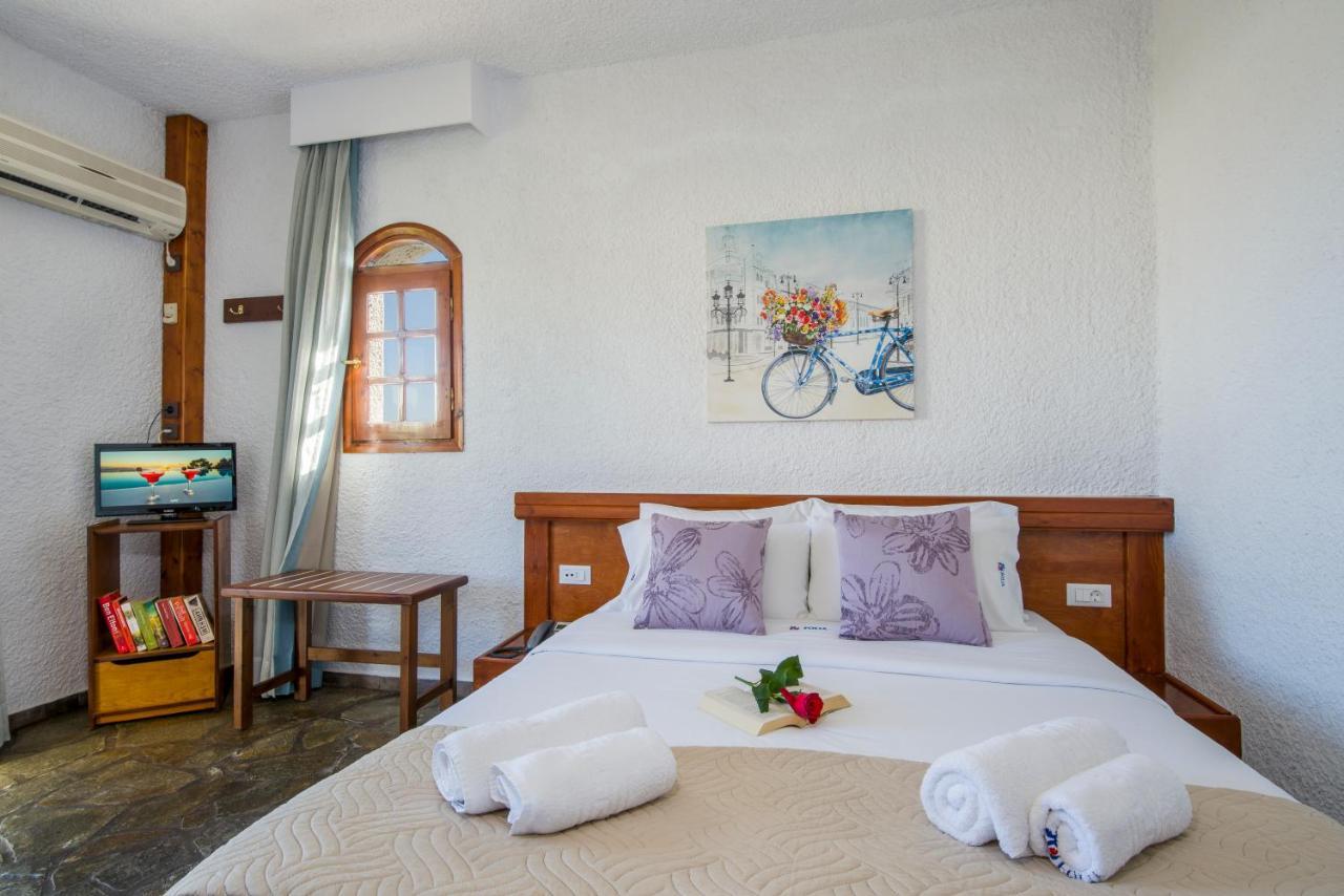 Folia Apartments Chania Agia Marina  Exterior photo